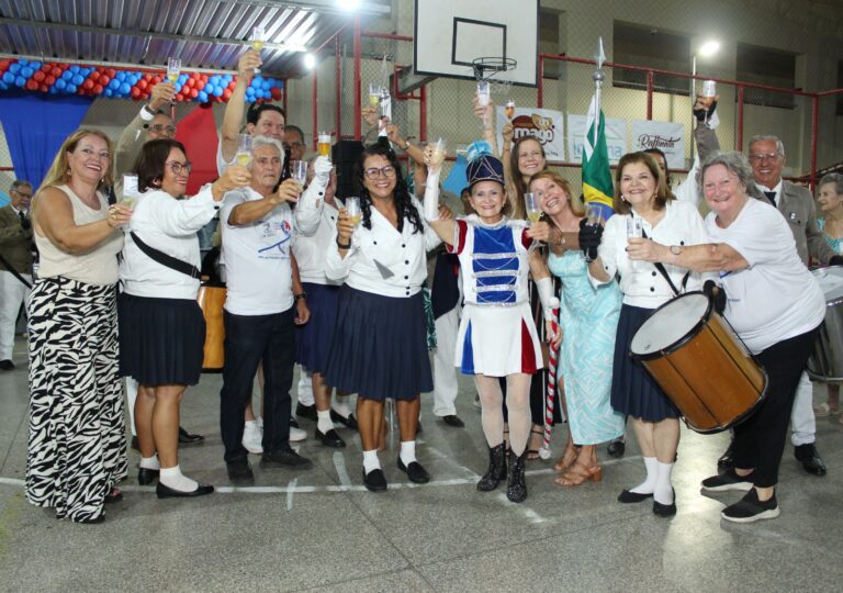 Emoção e tradição marcam o 25° Encontro de Ex-alunos do Atheneu